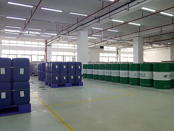 ks凯时新材生产车间